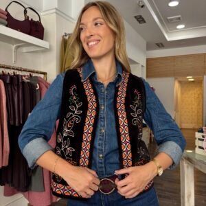 Chaleco Terciopelo Bordado