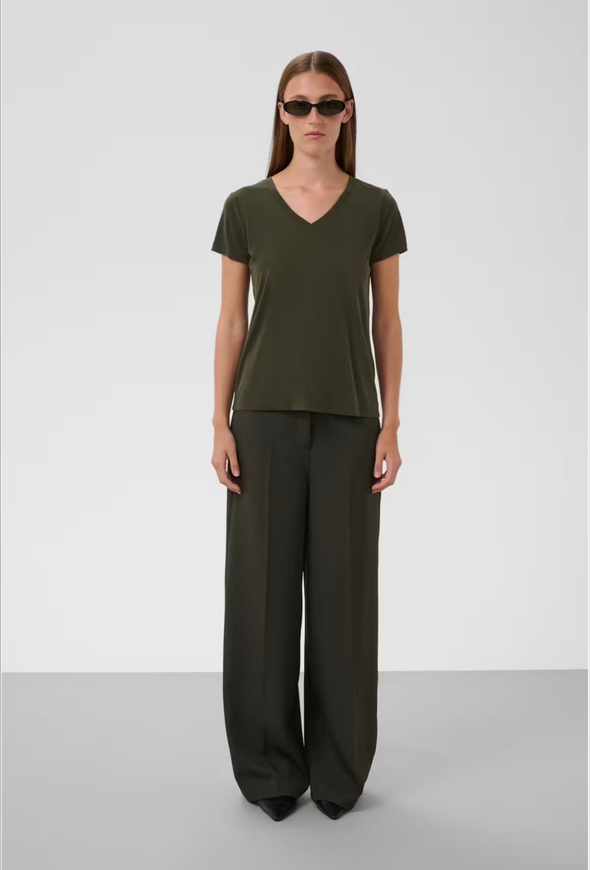 Camiseta Verde Oliva - Imagen 2